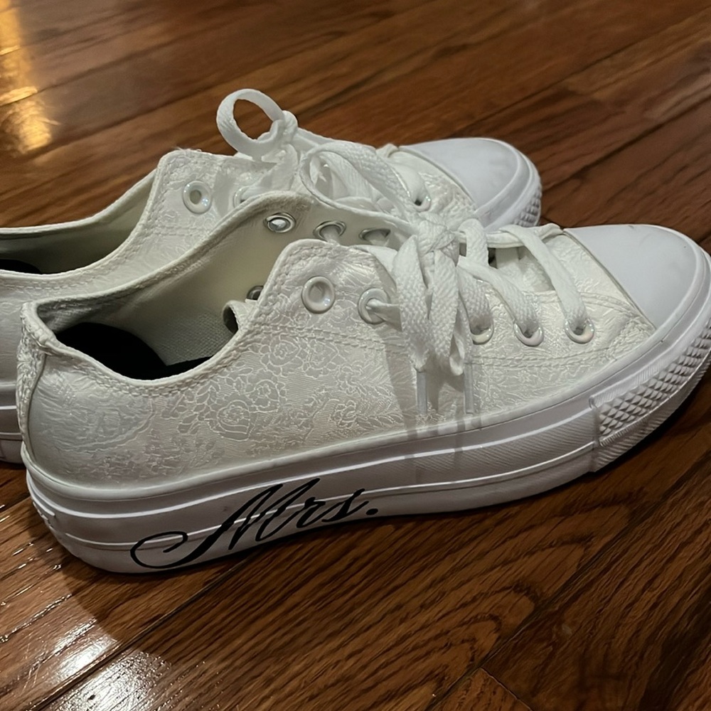 Bridal Converse